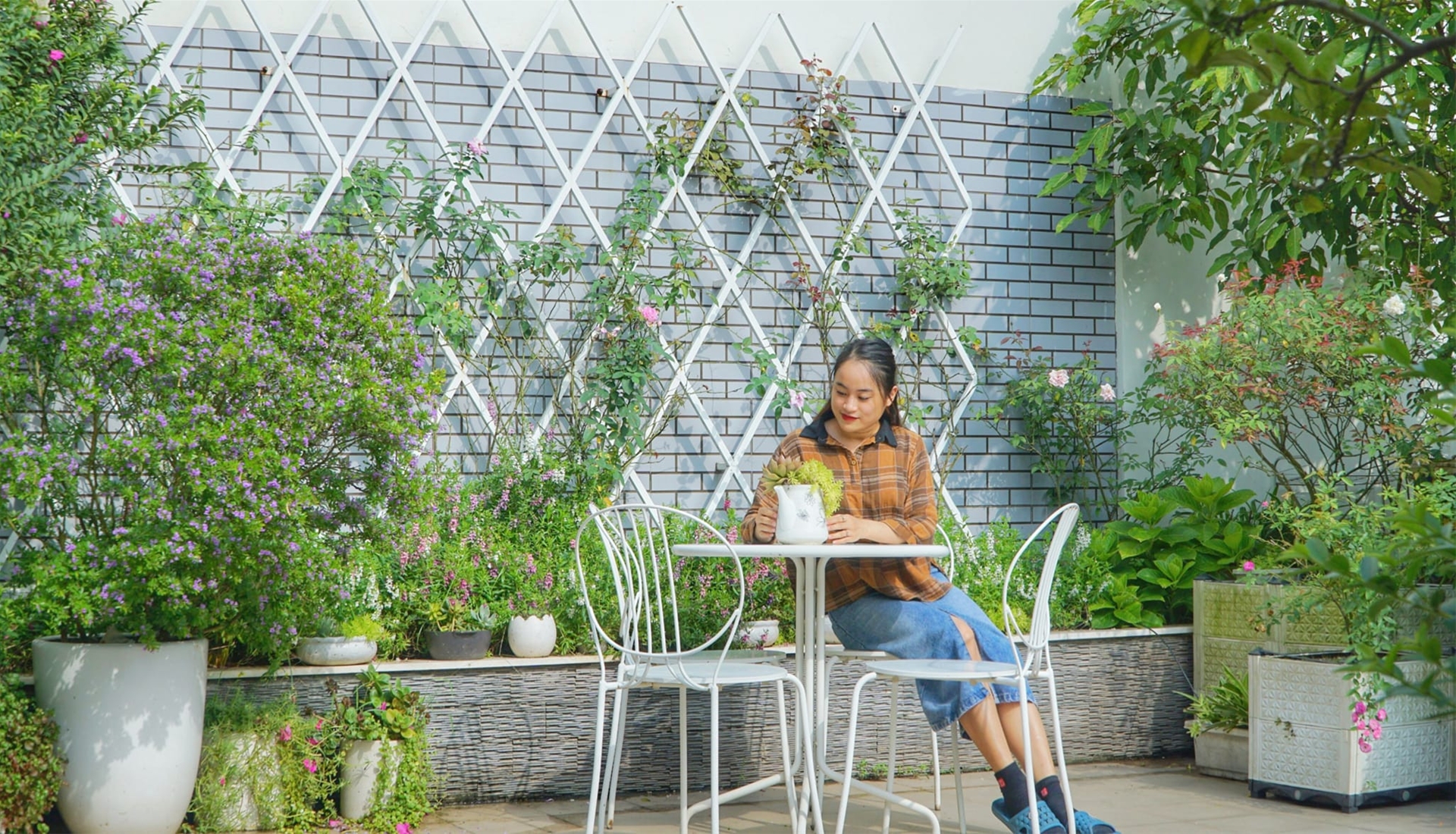 Phủ xanh không gian sống với thiết kế vườn sân thượng đẹp đúng chuẩn